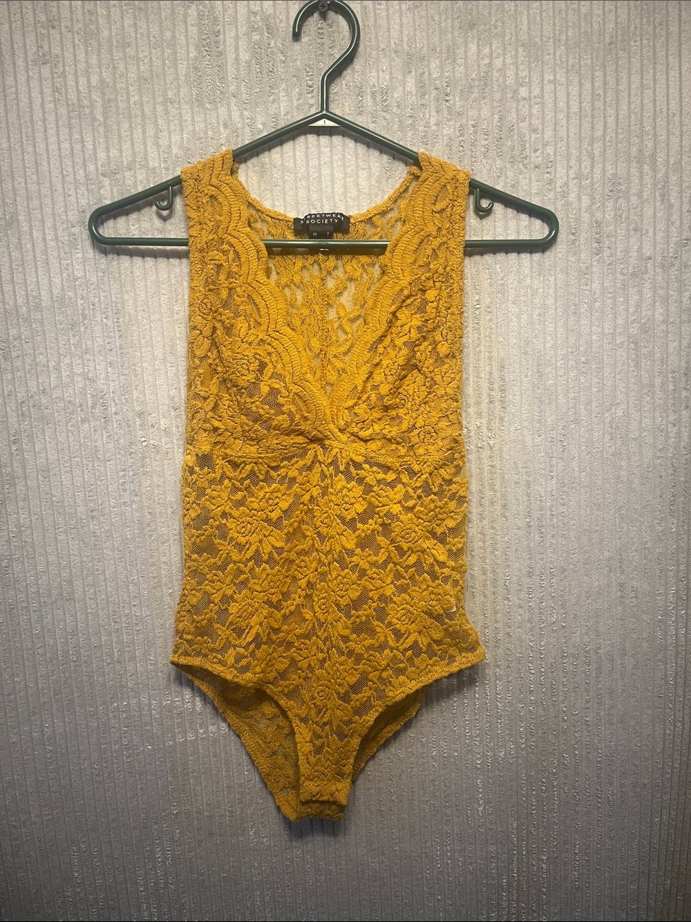 Streetwear Society Mustard Yellow Lace V-Neck Bodysuit Small